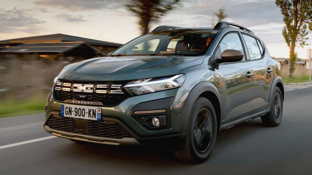 Dacia Sandero Stepway 2024: caratteristiche, motori e prezzi di listino