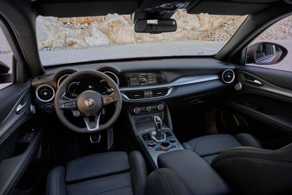 Alfa Romeo Stelvio 2024