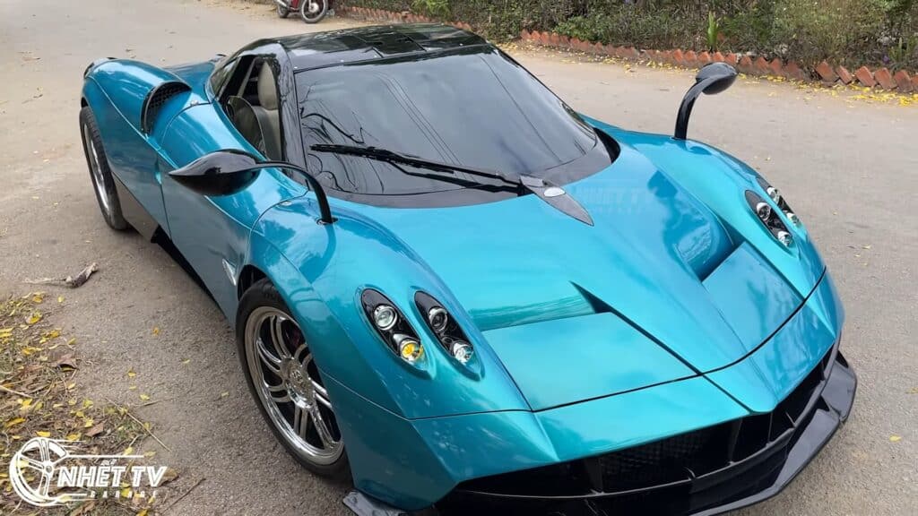 Riproduzione fedele della Pagani Huayra: un’opera d’arte creata da appassionati vietnamiti [VIDEO]