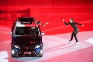 Suzuki: auto ufficiale dello spettacolo Bol On Ice 2024 a Bologna