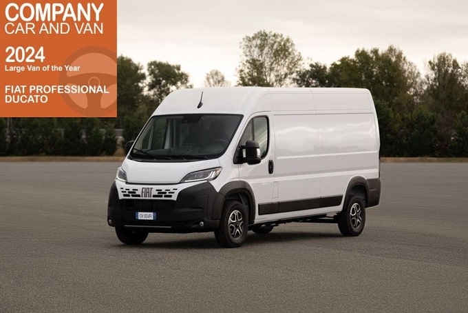 Fiat Ducato eletto Large Van of the Year 2024 nel Regno Unito