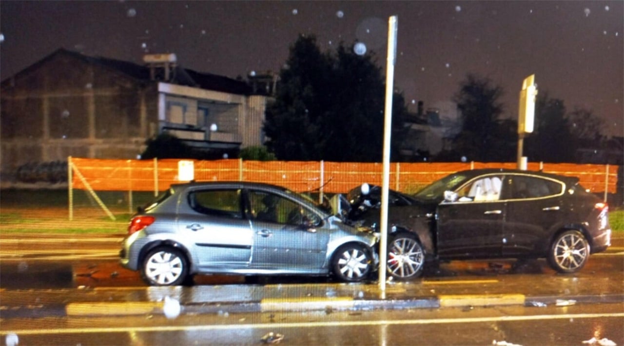 Auto contromano a Cagliari: muoiono due 19enni in un frontale