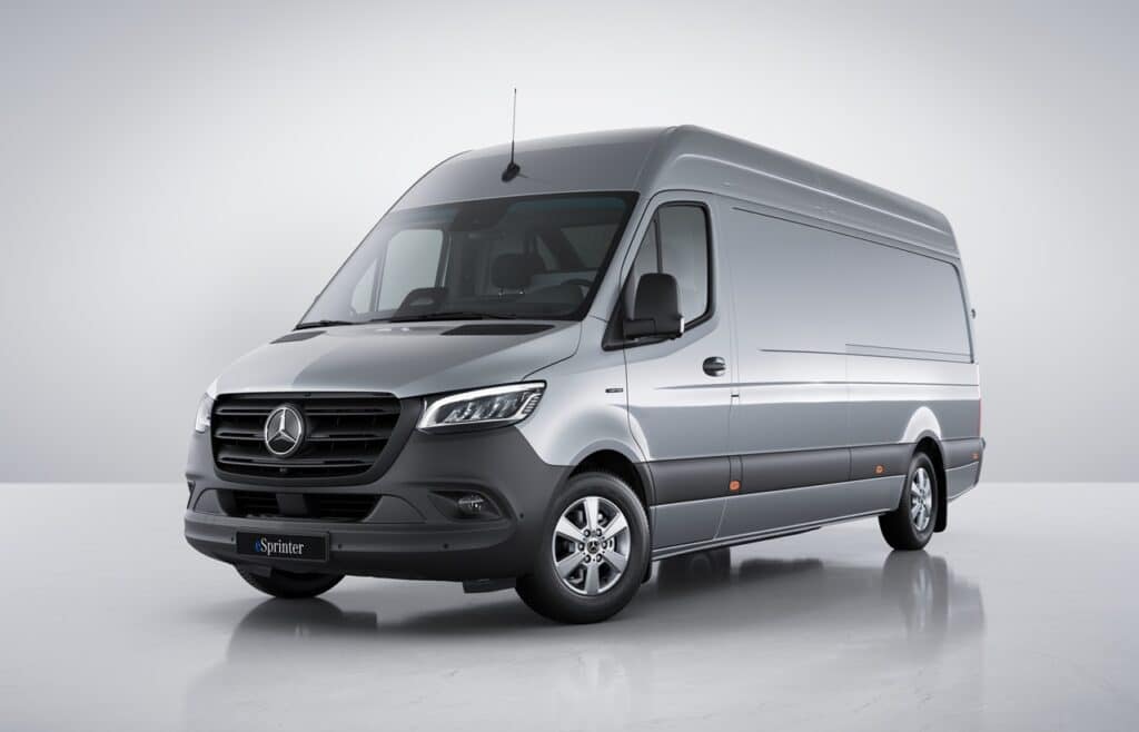 Mercedes eSprinter: un salto nel futuro dei veicoli elettrici, al via la vendita