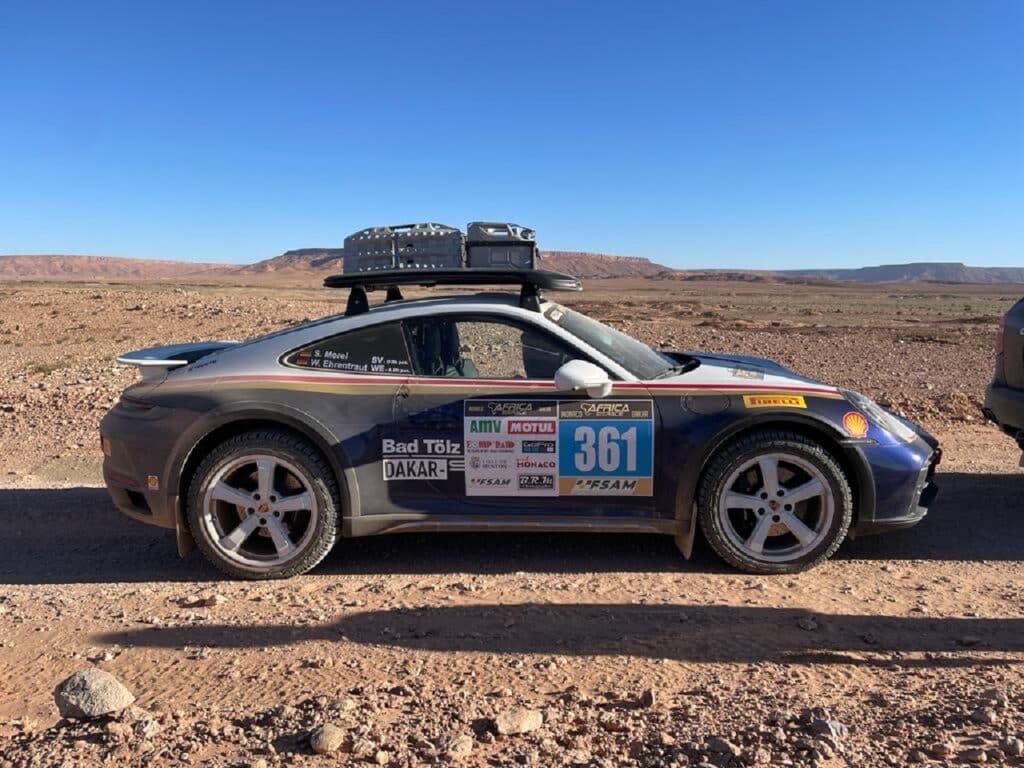 Pirelli Scorpion All Terrain Plus alla prova del deserto con una Porsche 911 Dakar