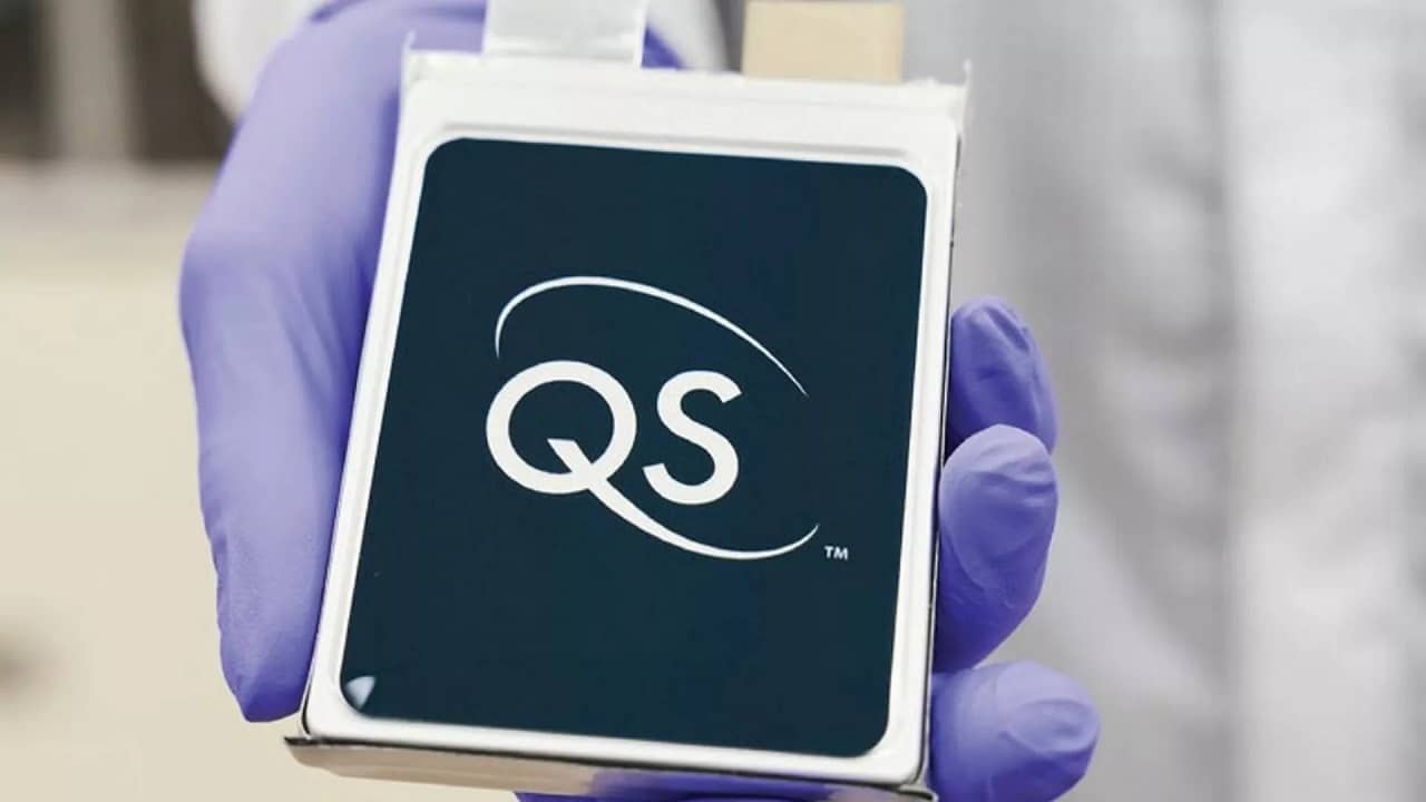La batteria allo stato solido di QuantumScape mantiene la sua capacità anche dopo 480.000 km