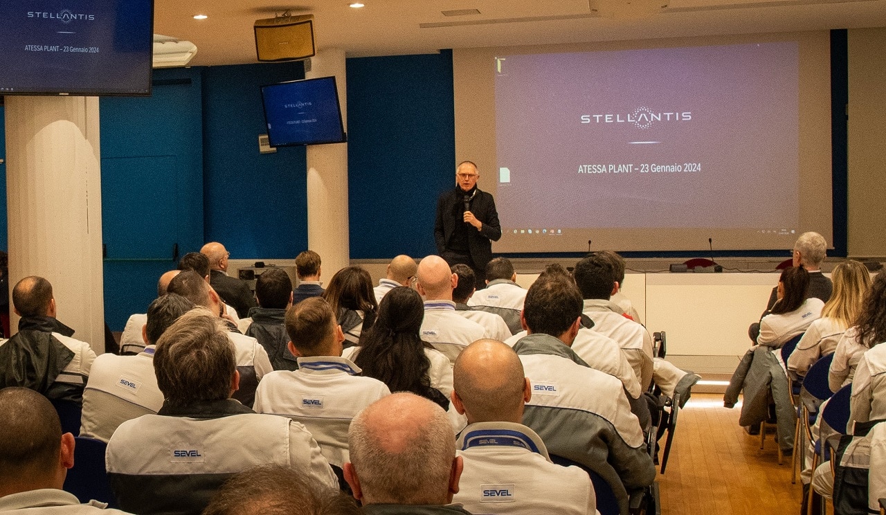 Stellantis: lo stabilimento di Atessa avvia la produzione della nuova generazione di furgoni
