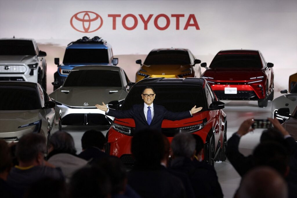 Toyota, Akio Toyoda: ‘Le auto elettriche non domineranno mai il mercato’