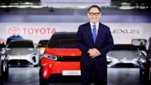 Toyota: secondo il suo boss molti leader del settore hanno dubbi sulle auto elettriche