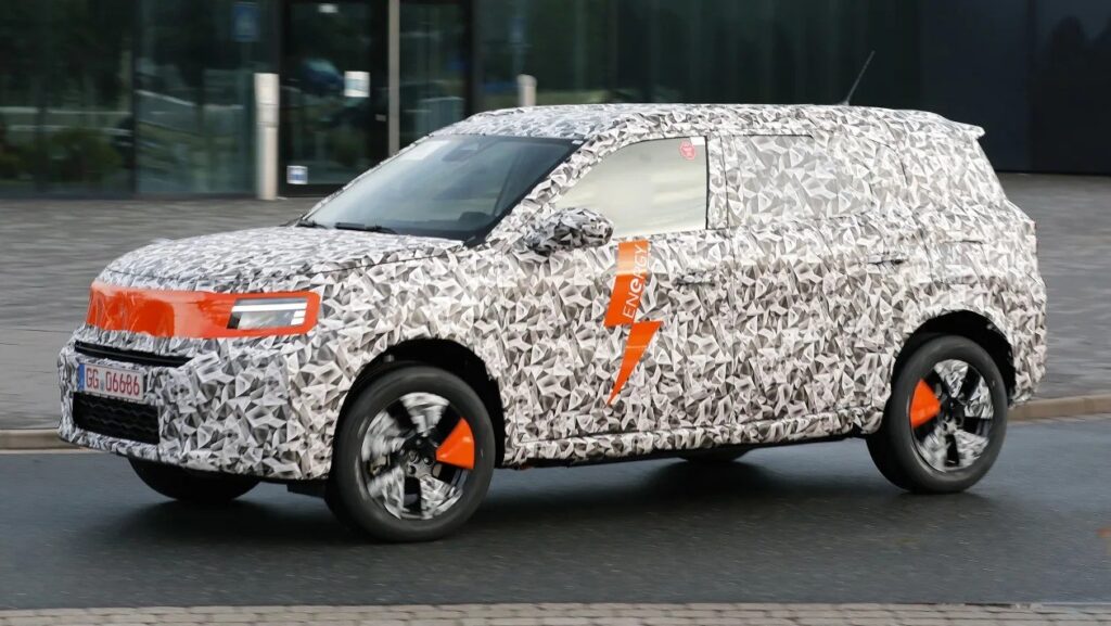 La rinascita della Opel Frontera: da fuoristrada a SUV elettrico