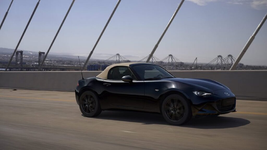 Mazda MX-5 2024: al via la sua commercializzazione