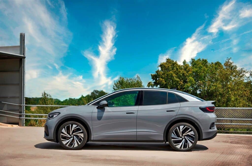 Gamma elettrica Volkswagen 2024: scopri le novità della serie ID. edition plus