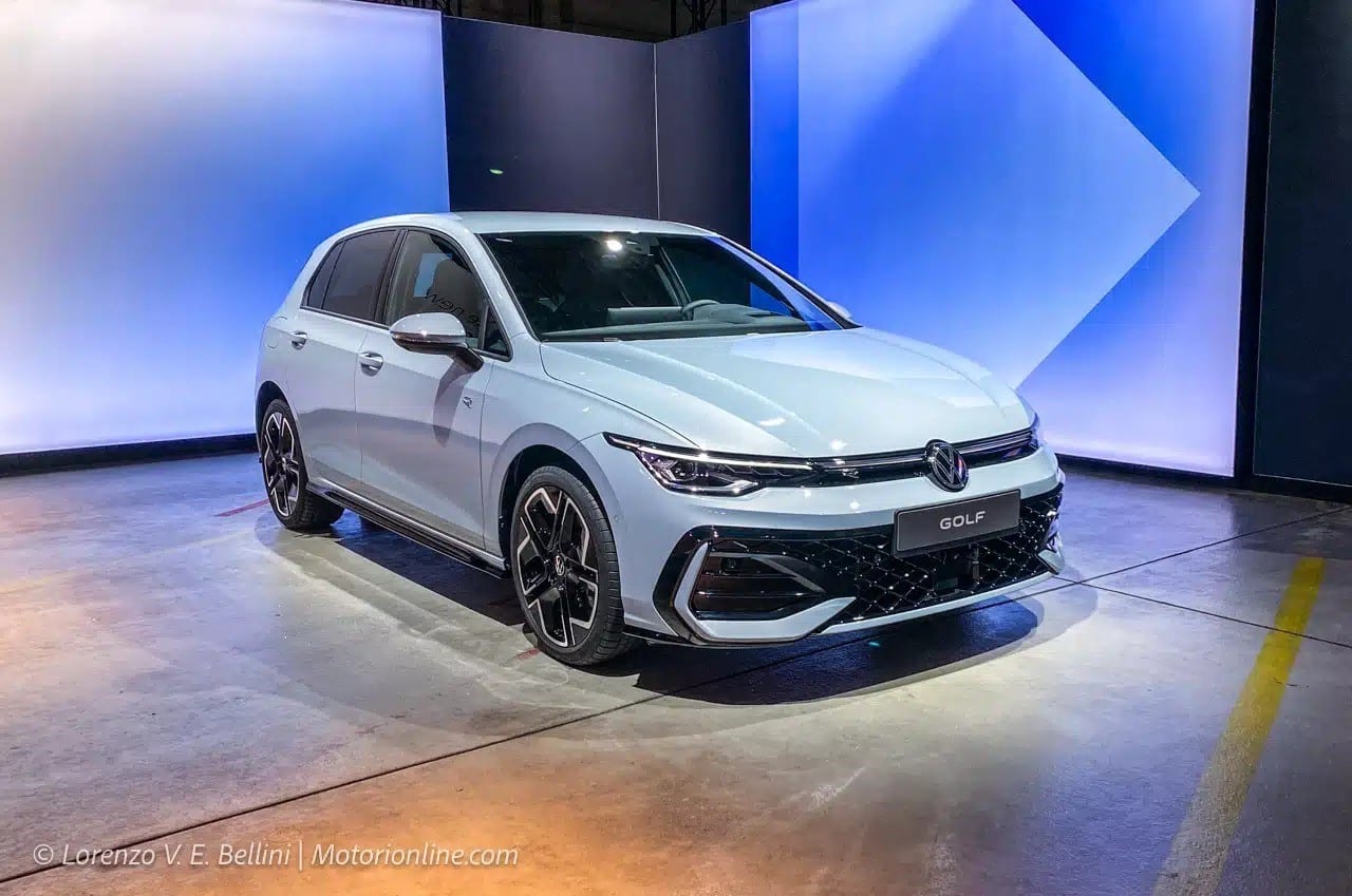 Volkswagen Golf 2024: il facelift dell’icona tedesca. Ecco le novità e le caratteristiche