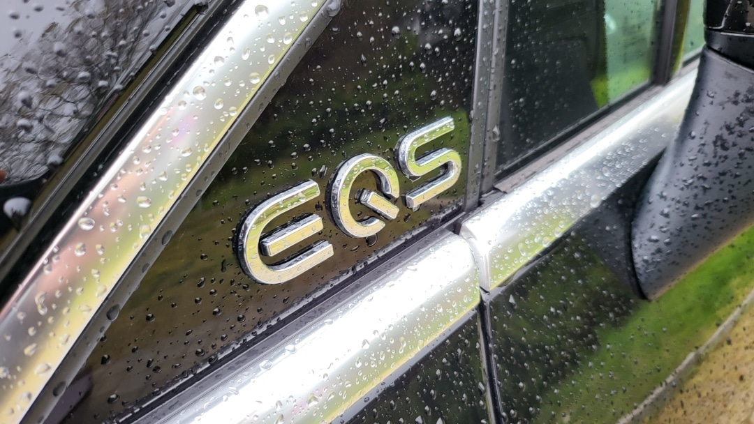 La transizione 100% elettrica di Mercedes subisce un rallentamento