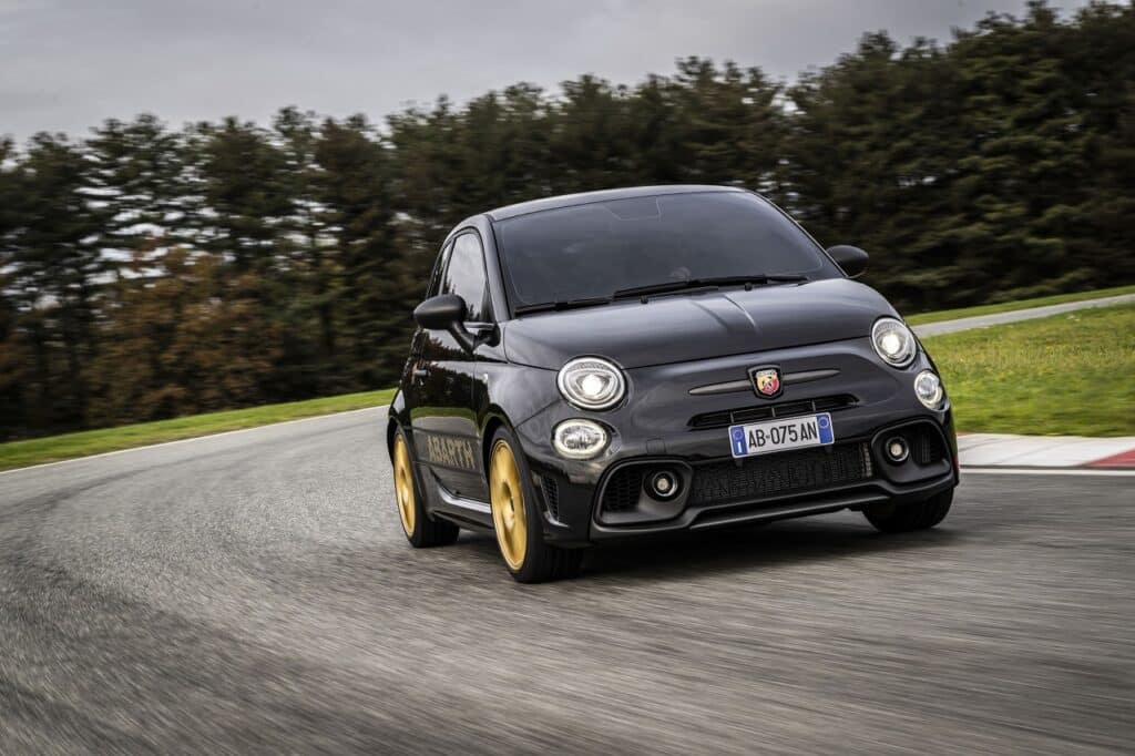 Abarth 595/695: per l’ottava volta premiate dai lettori di Auto Motor und Sport