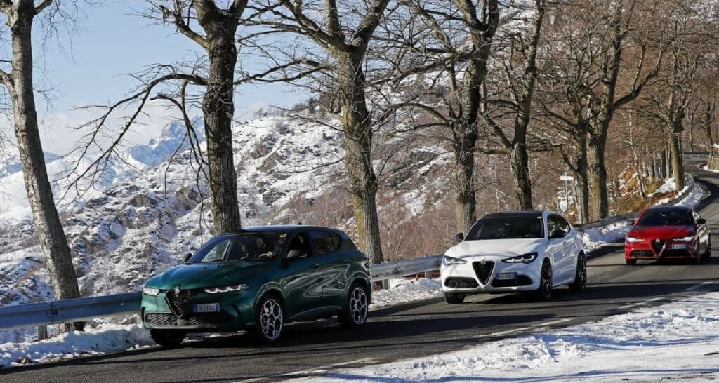 Alfa Romeo Giulia e Stelvio Quadrifoglio: negli USA c'è la Carbon Edition