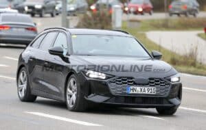 Audi A5 Avant 2024: la nuova wagon tedesca impegnata nei test [FOTO SPIA]