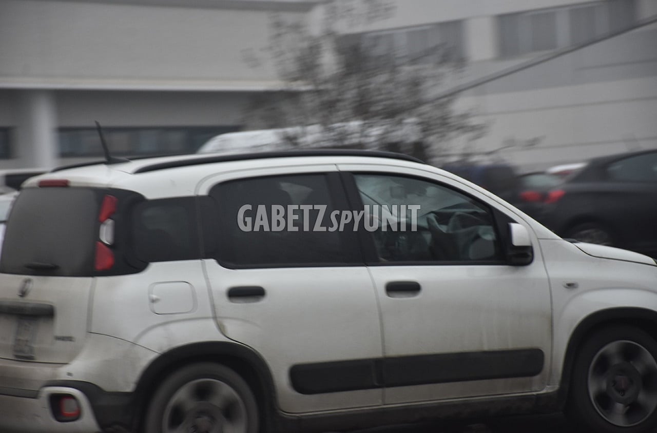 fiat panda my24: avvistata in strada senza veli la futura ‘pandina’ [foto spia]