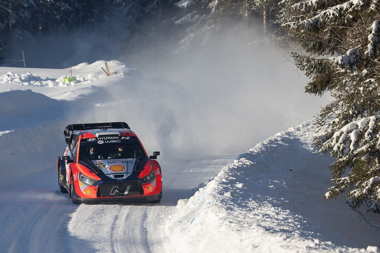 Hyundai Motorsport emozionante vittoria al Rally di Svezia