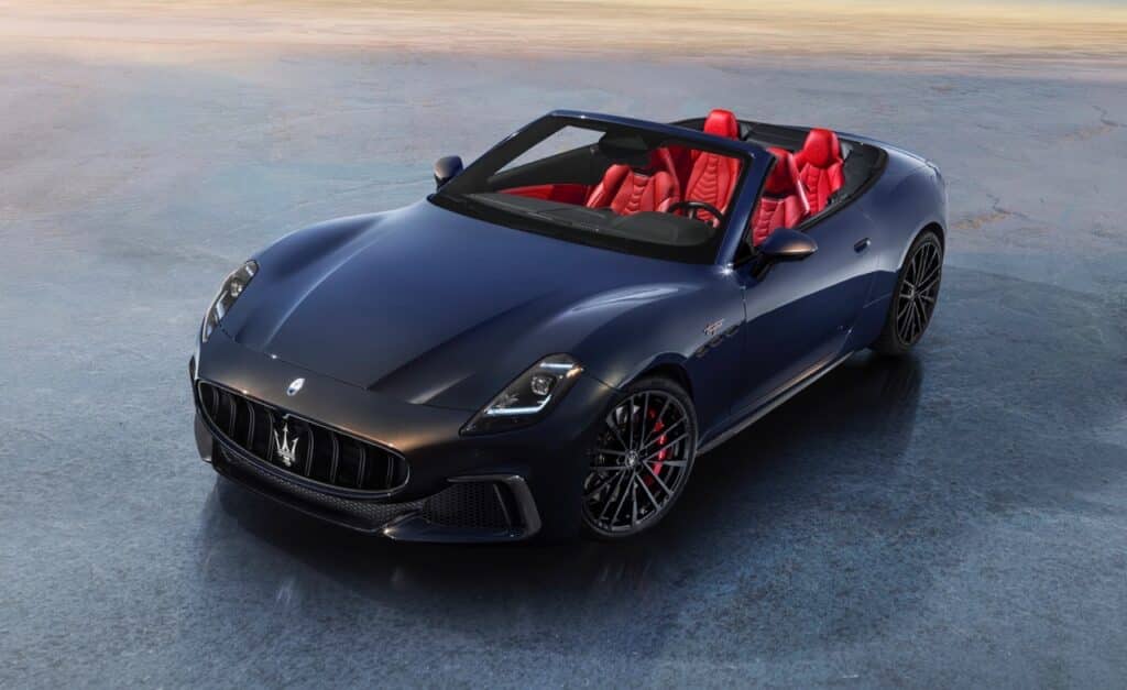 Maserati GranCabrio 2024: si rinnova la spider del Tridente [FOTO]