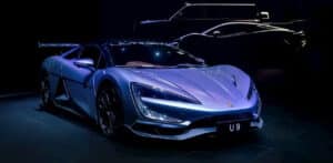 Yangwang U9: la supercar di BYD da 0-100 in 2 secondi