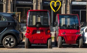 Estrima Birò: si celebra l’amore con l’edizione limitata per San Valentino