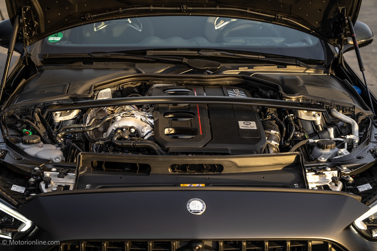 Mercedes C 63 AMG S E-Performance - Motore
