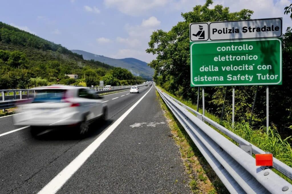 Tutor stradali 2024: la guida, i limiti e dove si trovano in Italia