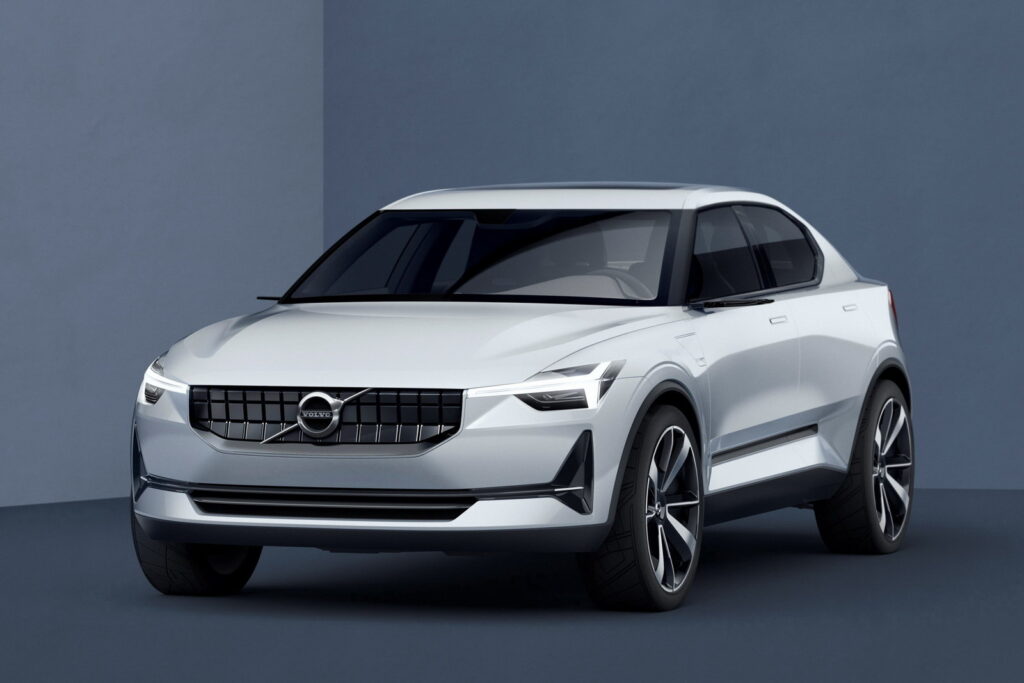 Come Volvo sta cambiando la sua mobilità: addio ai motori a combustione, benvenuti i veicoli elettrici e le batterie ultra-veloci