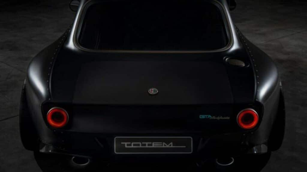 Al Salone di Ginevra, Totem Automobili svela la GTA Modificata, una reinterpretazione moderna dell’Alfa Romeo Giulia GTAm