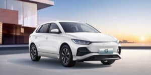 BYD e2: ecco la nuova elettrica che costa meno di una Panda