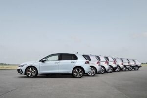 Volkswagen Golf festeggia oggi il suo 50° compleanno