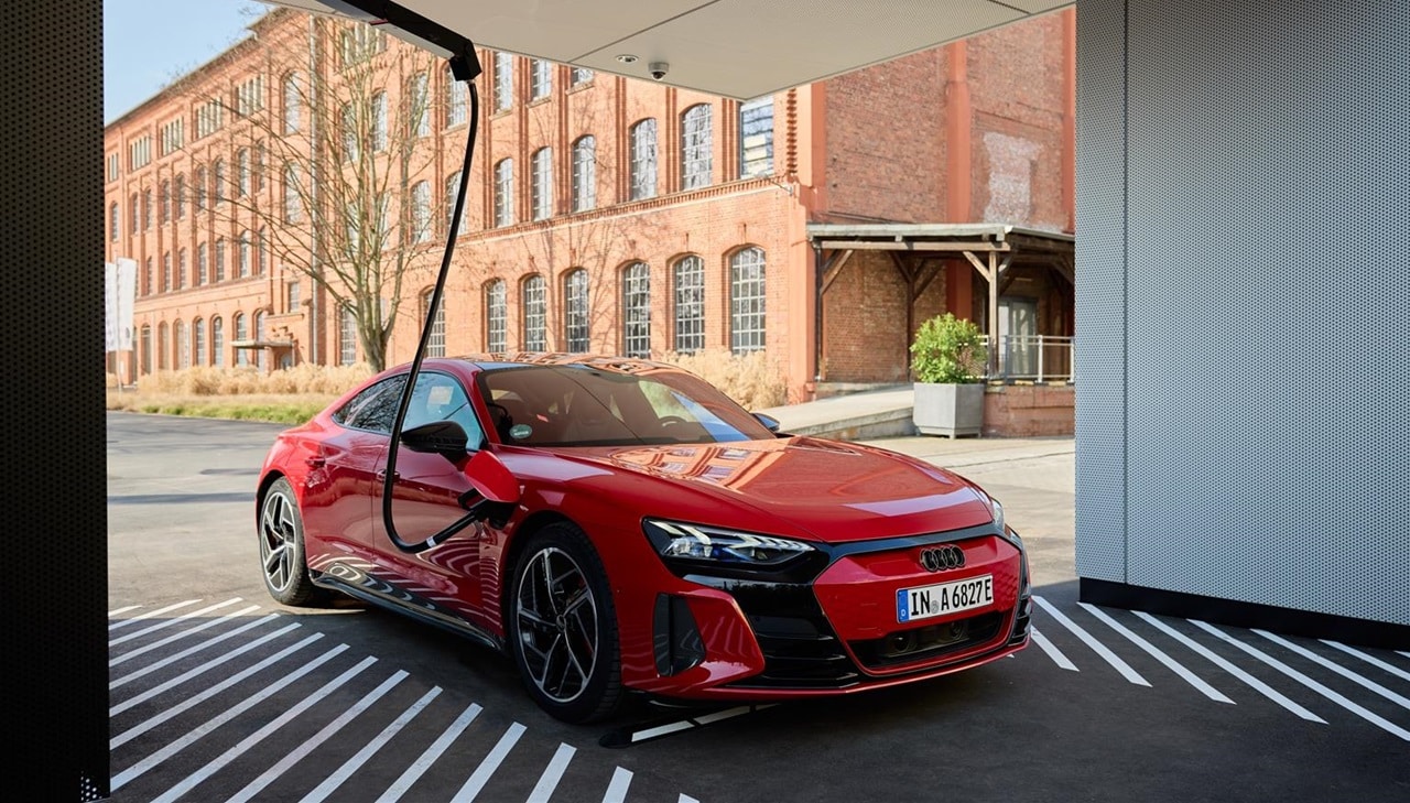 Audi charging hub