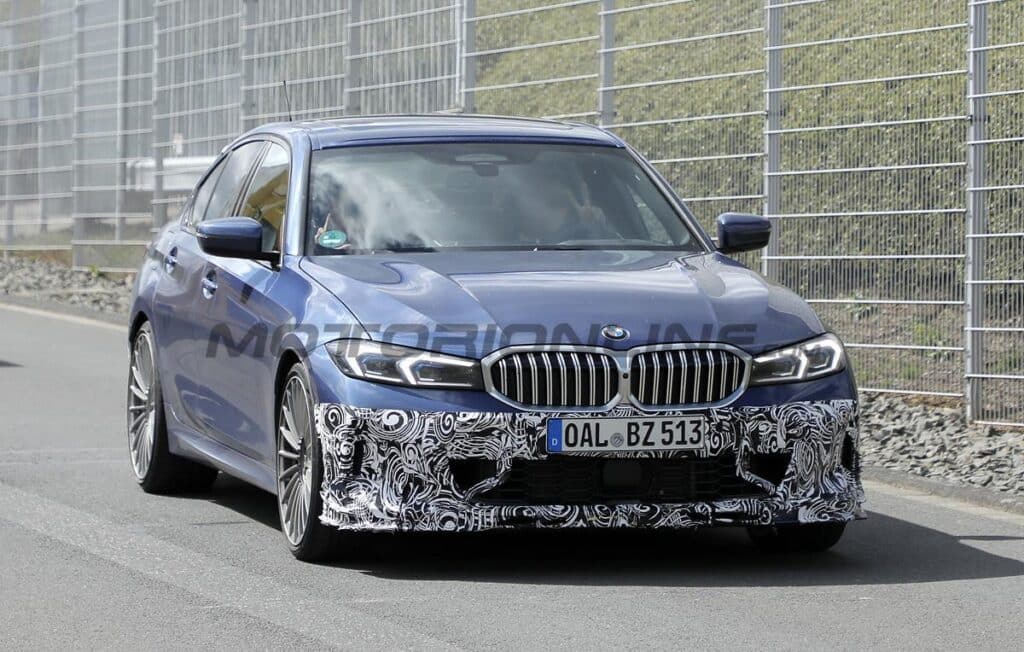 Alpina B3 2025: FOTO SPIA del restyling di berlina e station wagon