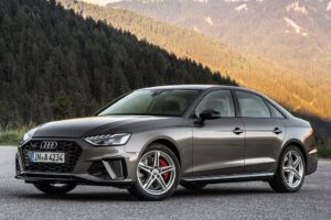 Audi A4 2024: esperienza di guida avanzata e le versioni Avant e Allroad. Le caratteristiche