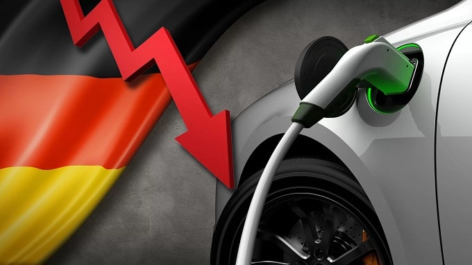 Auto elettriche in Germania, l’assenza degli incentivi pesa: a marzo vendite in calo del 30%