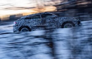 Lamborghini Urus ibrida plug-in: il SUV elettrificato debutta domani 24 aprile [TEASER]