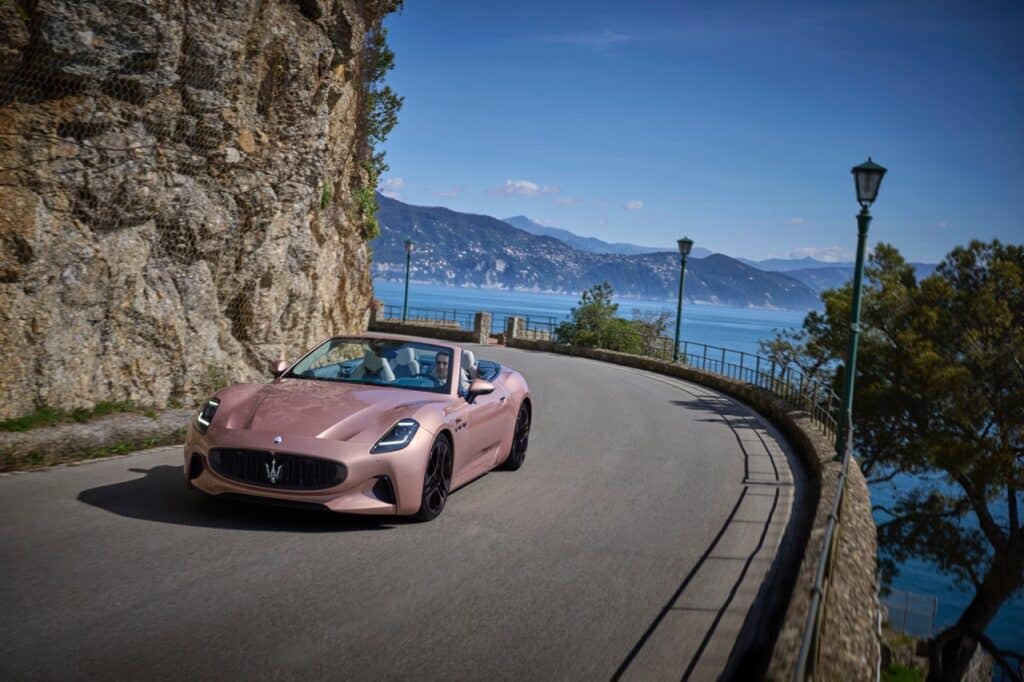 Maserati GranCabrio Folgore: la prima cabrio elettrica del Tridente [FOTO]