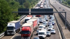 Milano: traffico in tilt per incidente a catena in autostrada