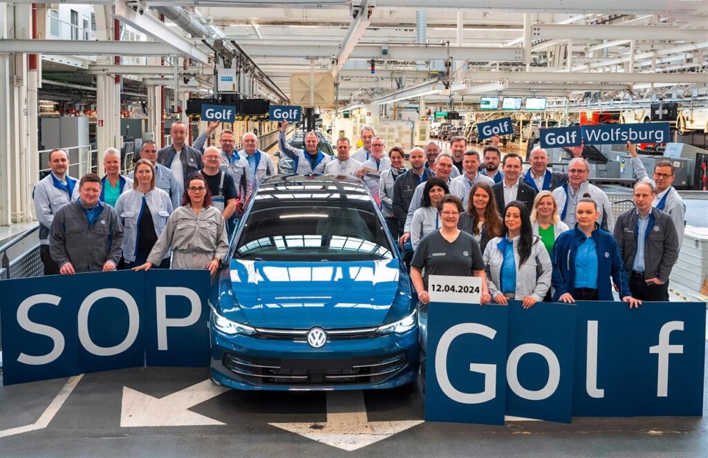 Nuova Volkswagen Golf: partita la produzione a Wolfsburg