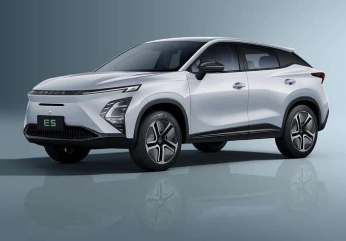 Omoda E5: il SUV elettrico sarà protagonista al Salone di Pechino 2024 [FOTO]