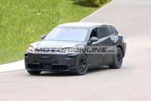 Porsche K1 2027: il futuro grande SUV si mostra in strada [FOTO SPIA]