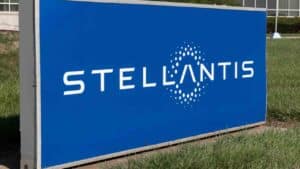 Stellantis: ricavi in calo nel primo trimestre 2024