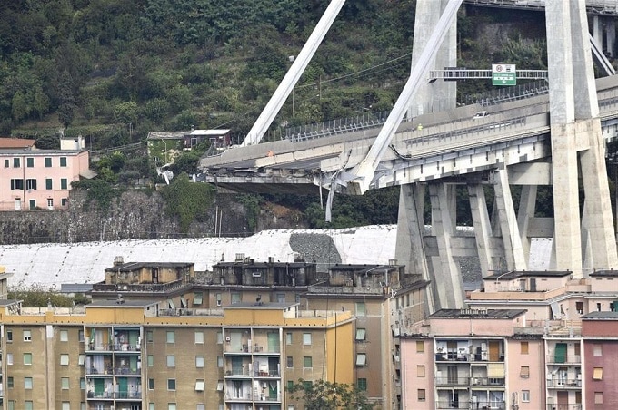 Ponte Morandi, l’ad di Autostrade per l’Italia Tomasi ai familiari delle vittime: “Chiedo scusa”