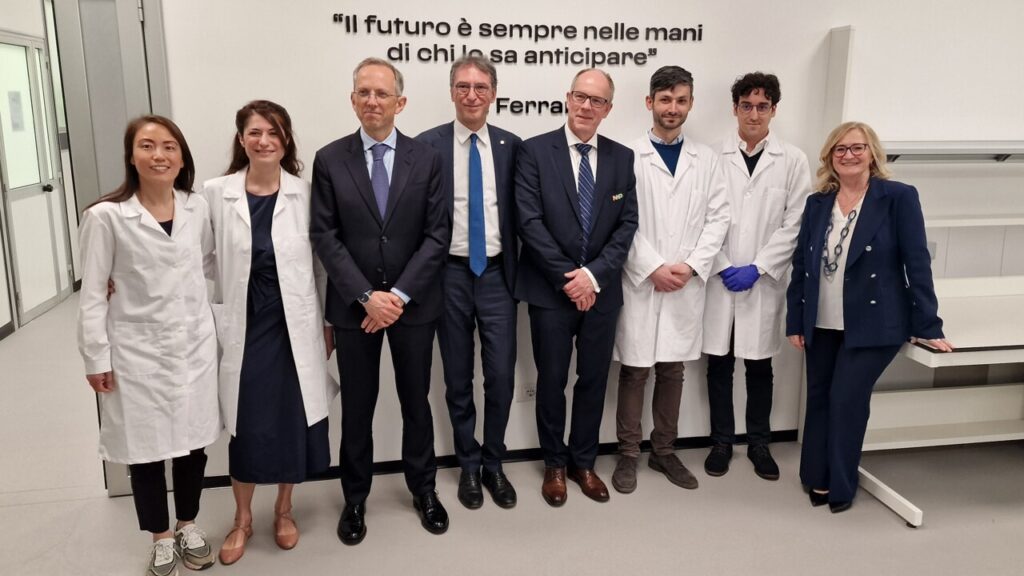Inaugurazione di E-Cells Lab: un progetto congiunto tra Università di Bologna, Ferrari e NXP