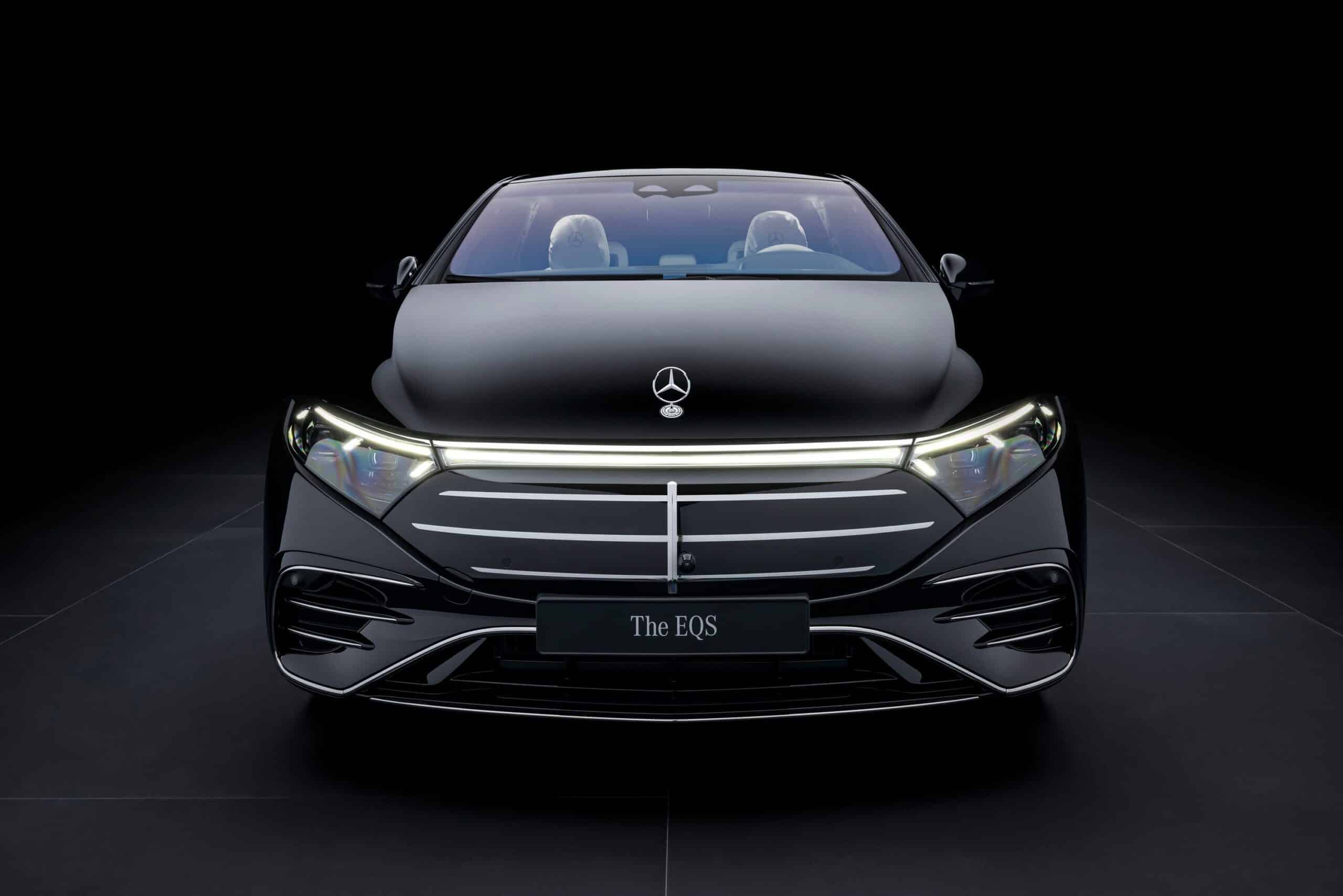 Arriva il restyling per la Mercedes EQS: più autonomia e ritocchi estetici