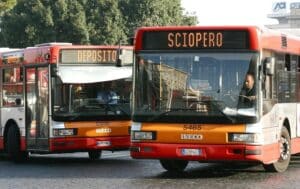 Sciopero trasporti 11 aprile 2024: a rischio mezzi pubblici, treni e taxi