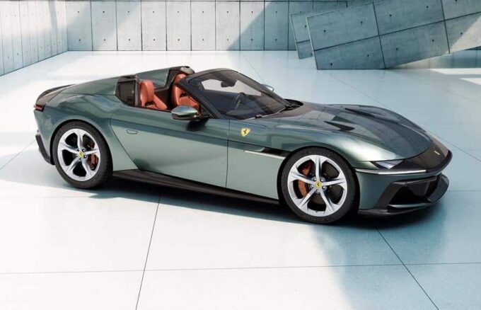 Ferrari 12Cilindri Spider: la nuova berlinetta due posti “open air” del Cavallino [FOTO e VIDEO]