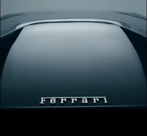 Ferrari anticipa con un teaser che il nuovo modello con motore V12 debutterà il 3 maggio