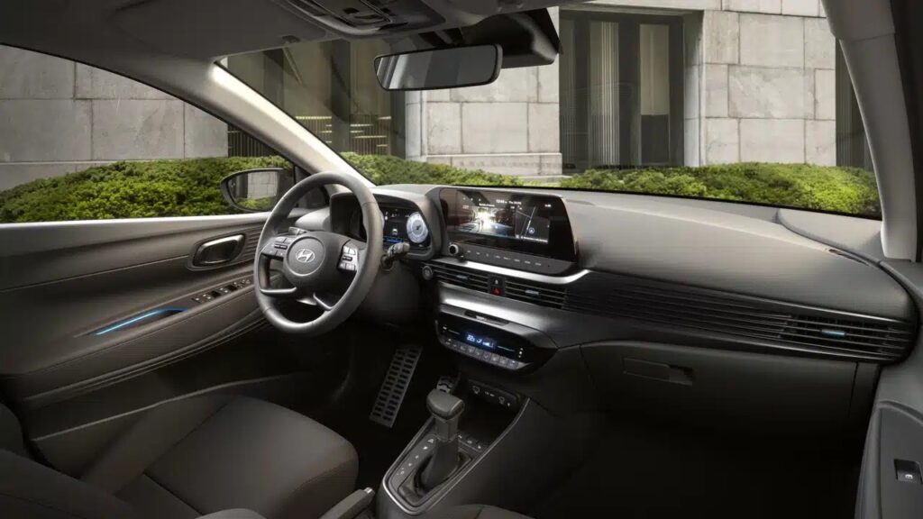 Hyundai Bayon 2024: le caratteristiche e il suo look rinnovato