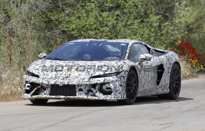 Lamborghini Temerario: test in strada per la nuova supercar del Toro [FOTO SPIA]